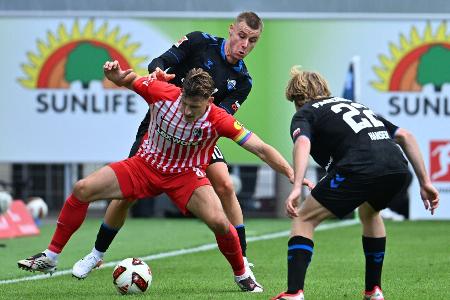 Paderborner Dauerdruck: Freiburg wackelt und siegt