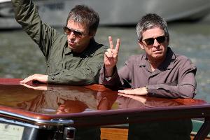 Venedig: Oasis-Stars Liam und Noel Gallagher eingetroffen