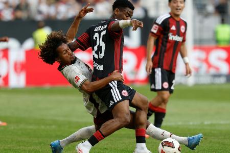 Hütters bitteres Heim-Comeback: Augsburg erstmals Spitzenreiter