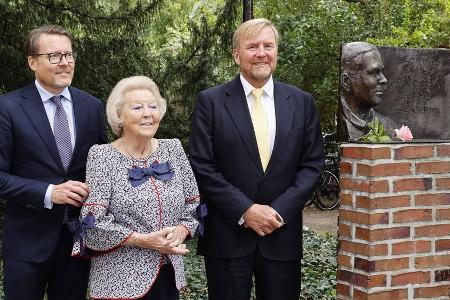 Royaler Besuch in Hitzacker: Beatrix gedenkt Claus' 100. Geburtstag