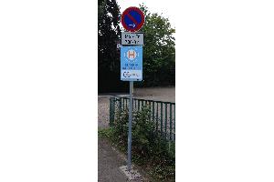 Schild Elternhaltestelle
