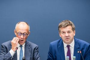Das Wahldebakel in Sachsen-Anhalt fällt auch auf den Kanzler zurück. 