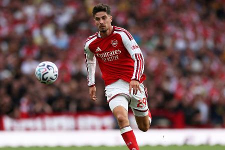 Arsenal marschiert - Sonderlob für 