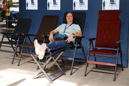 Outwell: Campingstühle Renton Deluxe und Riverdale Prestige