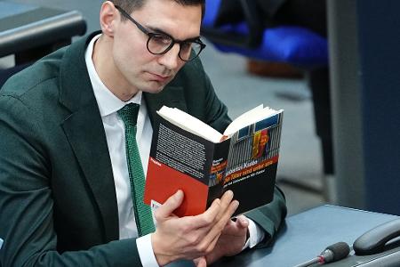 Ziel Abgrenzung: Unions-Fraktionsvorsitzender Müller will CDU-Landeschef in Sachsen-Anhalt werden und dabei eine klare Linie der Abgrenzung gegen rechts und links verfolgen.