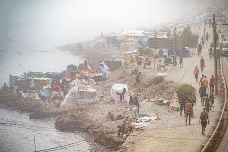 Am Strand von El Trampolín in Ceuta