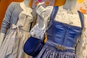 Oktoberfest 2026: Verbraucherzentrale warnt vor Dirndl-Betrug