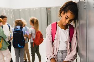 Rassismus in der Schule: Wie Eltern und Lehrkräfte ihn erkennen