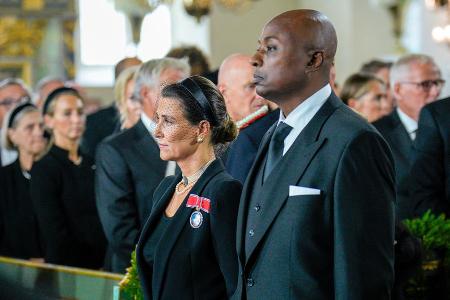 Durek Verrett überrascht: Kurz nach Nieren-OP bei Haralds Beerdigung