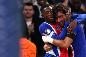 PSG feiert Traumduo Dembélé/Torres - Wirtz und Havertz siegen