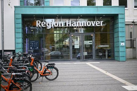 Ermittelt wird von der Staatsanwaltschaft Hannover.