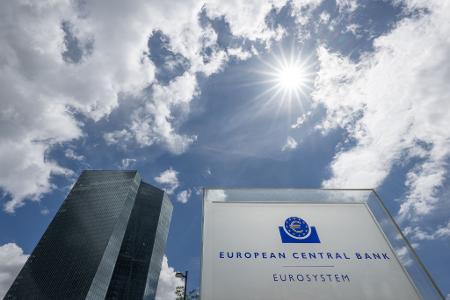 Die Europäische Zentralbank (EZB) wacht über die Leitzinsen im Euroraum. (Archivbild)