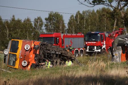 Nach dem schweren Zugunglück in Polen sind die Lokführer für mehr Sicherheit auf der Schiene in den Bummelstreik getreten.