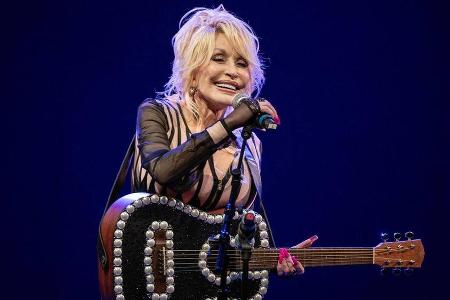 Zwei Wochen nach ihrem Tod: Neuer Song von Dolly Parton veröffentlicht