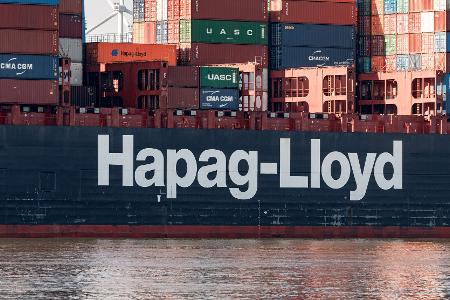 Hapag-Lloyd-Chef Rolf Habben Jansen glaubt trotz des Widerstands der israelischen Regierung weiter an eine Übernahme der dortigen Containerreederei ZIM. (Archivbild)