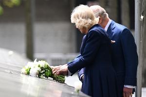 Seltene Geste: Royals lassen US-Hymne am Buckingham-Palast spielen