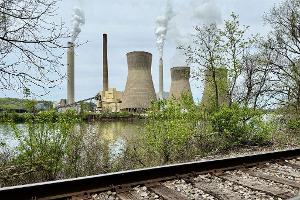 Die USA heben Vorschriften zum Ausstoß klimaschädlicher Treibhausgasemissionen auf. (Archivbild)