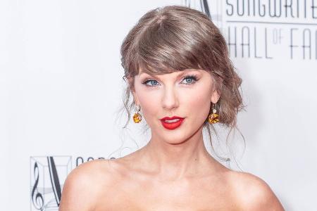 Taylor Swift überrascht bei den Emmys mit Cameo-Auftritt