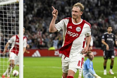 Brandt trifft: Ajax ohne ter Stegen erfolgreich