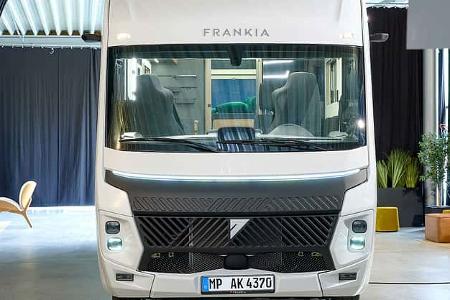 f_Frankia_Noctra_Liner_Front