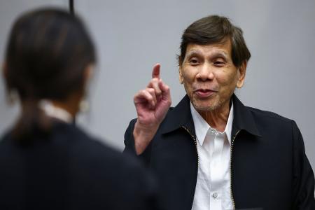 Der ehemalige philippinische Präsident Rodrigo Duterte steht in Den Haag vor Gericht.