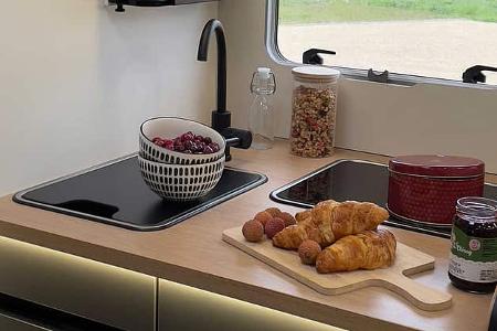 Mooveo Elysee Line TEI-72EBF, Teilintegrierter, Wohnmobil