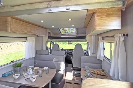 Mooveo Elysee Line TEI-70SH, Teilintegrierter, Wohnmobil