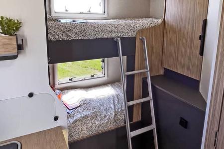 Mooveo Elysee Line TEI-70SH, Teilintegrierter, Wohnmobil