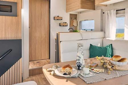 Mooveo Elysee Line TEI-74EB, Teilintegrierter, Wohnmobil