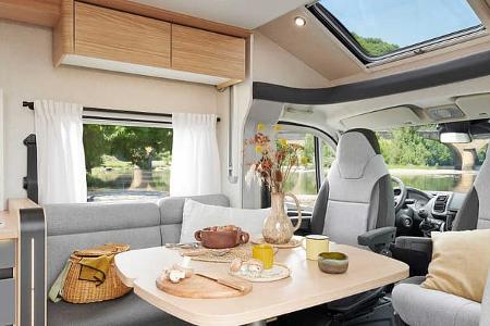 Mooveo Elysee Line TEI-74EB, Teilintegrierter, Wohnmobil