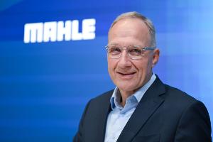 Mahle-Chef Arnd Franz: "Ohne Lastkraftwagen geht nichts." (Archivbild)