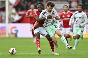 Trotz Unterzahl: St. Pauli rettet Punkt in Cottbus