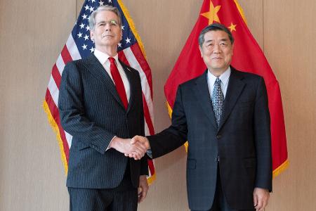 US-Finanzminister Bessent und Chinas Vize-Premier He hatten schon in der Vergangenheit zu Handelsfragen gesprochen. 