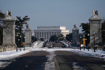 Kritiker befürchten, dass der Prestigebau das Lincoln Memorial am anderen Flussufer überschatten würde. (Archivbild) 