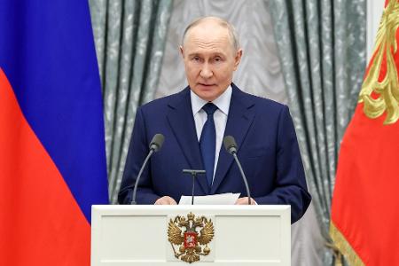 Alle Parteien im künftigen Parlament unterstützen Putins Kriegskurs.