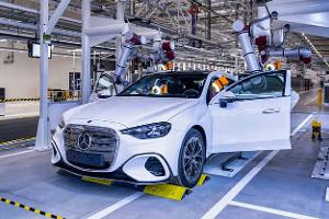 07/2026 Mercedes Werk Kecskemet Ungarn Fabrik Produktion