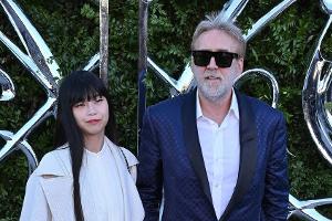 Graues Haar und Vollbart: Nicolas Cage überrascht mit neuem Look