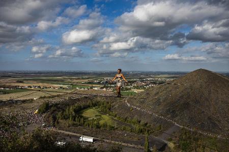 Europäische Tage des Kulturerbes: Highline-Aktion in Loos-en-Gohelle über dem Bergbaugebiet Pas-de-Calais