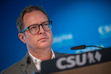 Der CSU-Generalsekretär Martin Huber dringt wie Bundeskanzler Merz auf schnelle Umsetzung der Koalitionsbeschlüsse. (Archivbild)