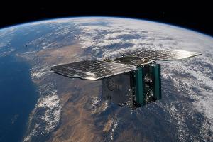 Der erste in Berlin gebaute Satellit solle vor Ende des Jahres fertig sein.