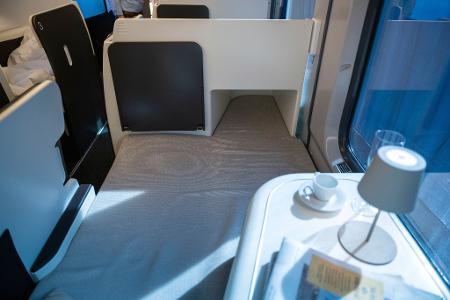 Ab März 2027 will das Start-up Nox eine neue Nachtzugverbindung von Hamburg nach München anbieten - mit Einzel- und Doppelabteilen.