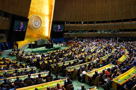 Trumps Rede stand als eine der ersten auf der Agenda in New York. 