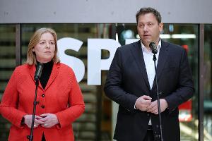 Die SPD-Vorsitzenden Bas und Klingbeil nehmen die Linke in die Pflicht. 