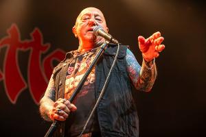 Rose-Tattoo-Sänger Angry Anderson ist mit 79 Jahren gestorben