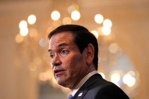Den USA bereitet eine mögliche Ausweitung des Ukraine-Kriegs auf andere Regionen Sorgen - sagt Außenminister Rubio. 