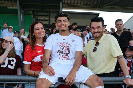 Süßer Post: Jana Ina und Giovanni Zarrellas Sohn ist jetzt volljährig