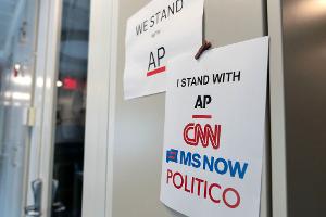 Andere Medien solidarisierten sich mit den geschassten Journalisten.