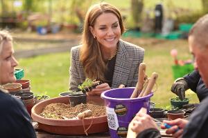 Prinzessin Kate packt bei Charity-Gartenarbeit mit bloßen Händen an