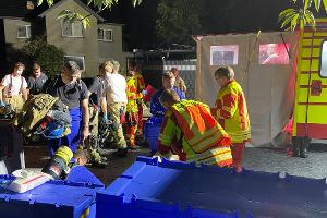 Einsatzkräfte erhalten bei der Hygiene-Komponente der Stadtfeuerwehr neue Ausrüstung