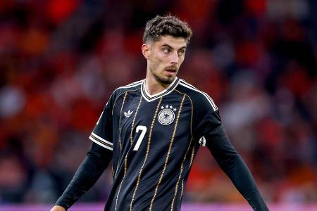 Kai Havertz (bis 29.) - Note: 3,5 - Zeigte auf engem Raum gute Ansätze, wenn er auf der linken Seite mit Schade die richtige Staffelung fand. Verschleppte im Konterspiel hingegen mitunter etwas das Tempo. Wurde schließlich schon früh einmal heftig von Timber abgeräumt, danach machte der Oberschenkel zu.